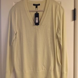 NWT Pale yellow Banana Republic sweater